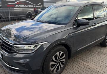 VW Tiguan 196.000 km 17.990 &euro; Schleswig 24837