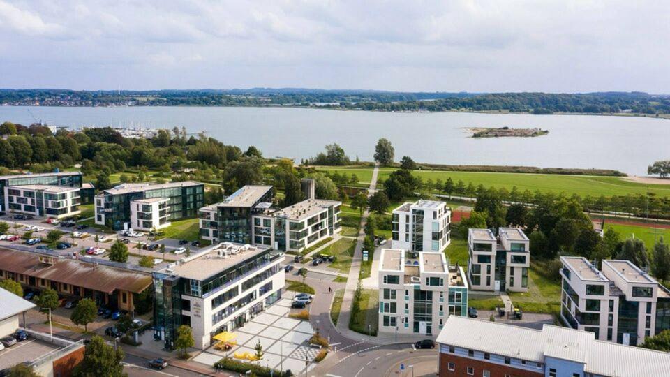 Etagenwohnung Schleswig - 3 Zimmer, 132 m&sup2;, 2.095&euro; | Angebot:25802396