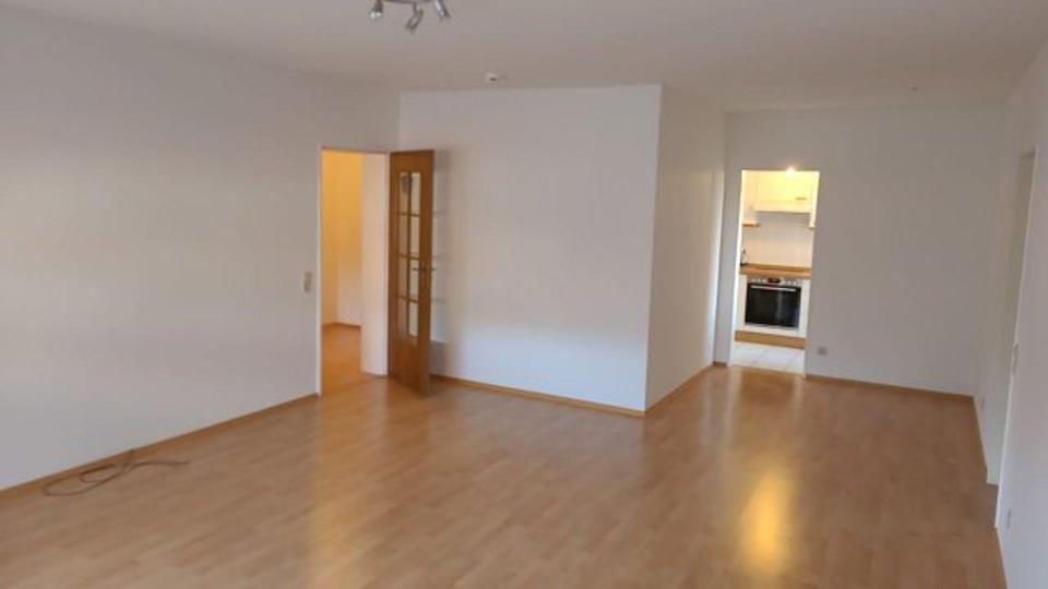 Hochparterre Rendsburg - 3 Zimmer, 80 m&sup2;, 750&euro; | Angebot:25378504